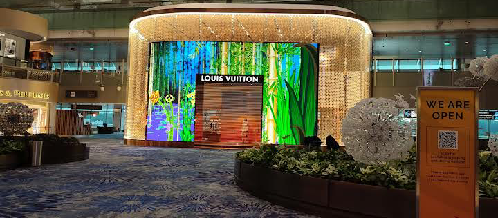 Louis Vuitton: Les Parfums Pop-Up At Changi Airport T3 - BAGAHOLICBOY